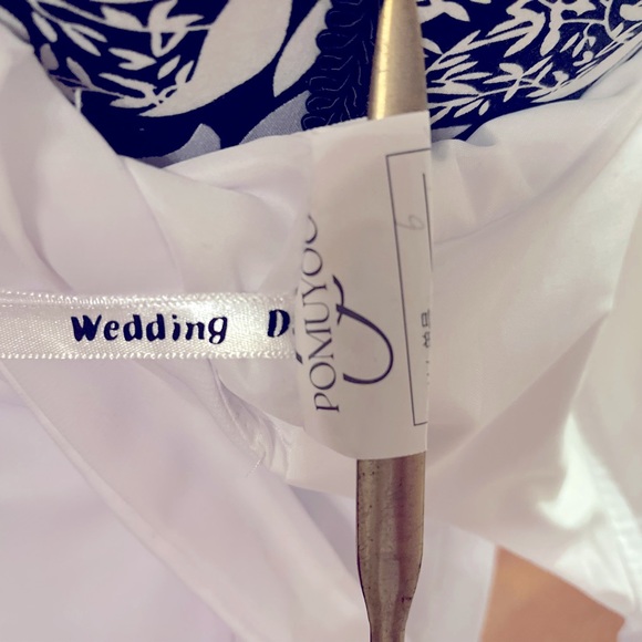 ❌SOLD❌ White chiffon wedding dress women’s size 6 Excellent condition  Like new - Picture 7 of 8